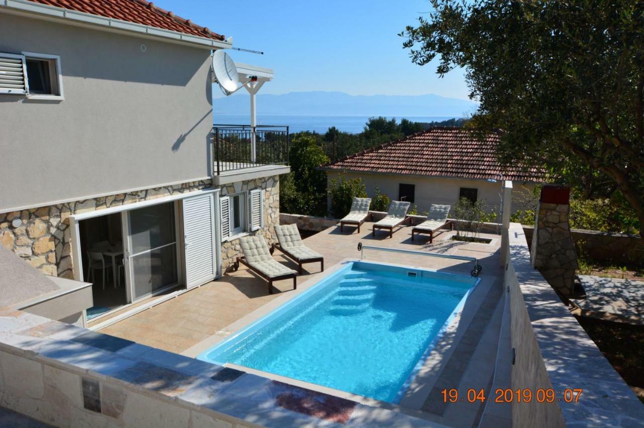 Sealodge - Luxe Villa, Private Pool, Mooring, Parking, Sea & Mountain View, At 150 M From Idyllic Private Beach Rogač Exterior foto